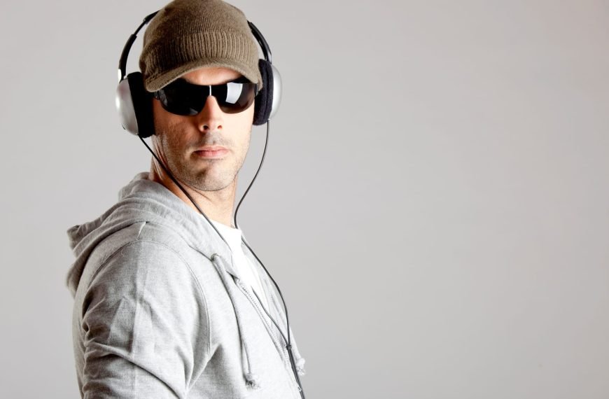 How to Use AI for Social Listening and&hellip;